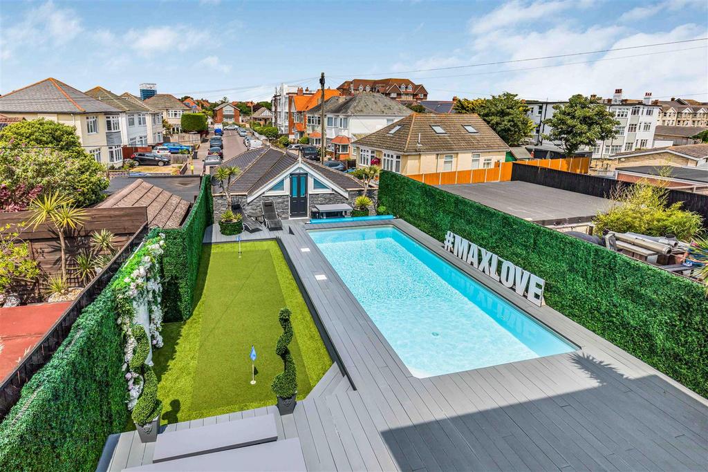 127 Southbourne Overcliff Drive-Small-Portico Marke