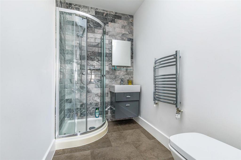 127 Southbourne Overcliff Drive-Small-Portico Marke