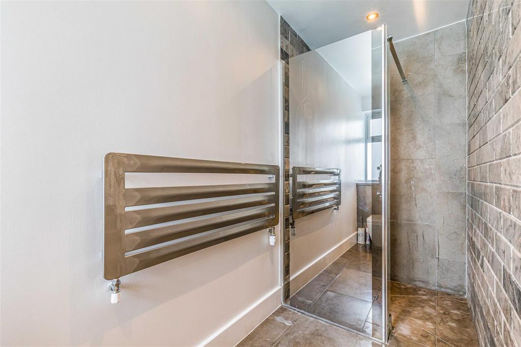 127 Southbourne Overcliff Drive-Small-Portico Marke