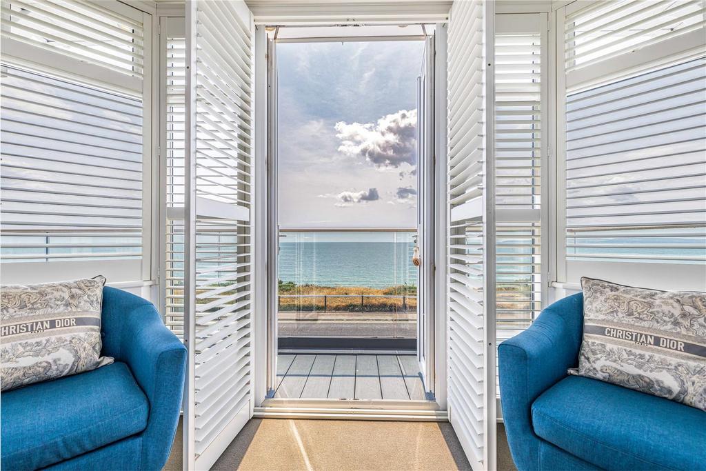 127 Southbourne Overcliff Drive-Small-Portico Marke
