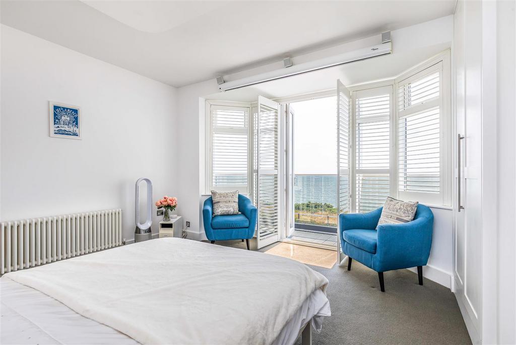 127 Southbourne Overcliff Drive-Small-Portico Marke