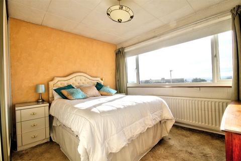 3 Dunvegan, Birtley, Chester Le Street, DH3 2JQ