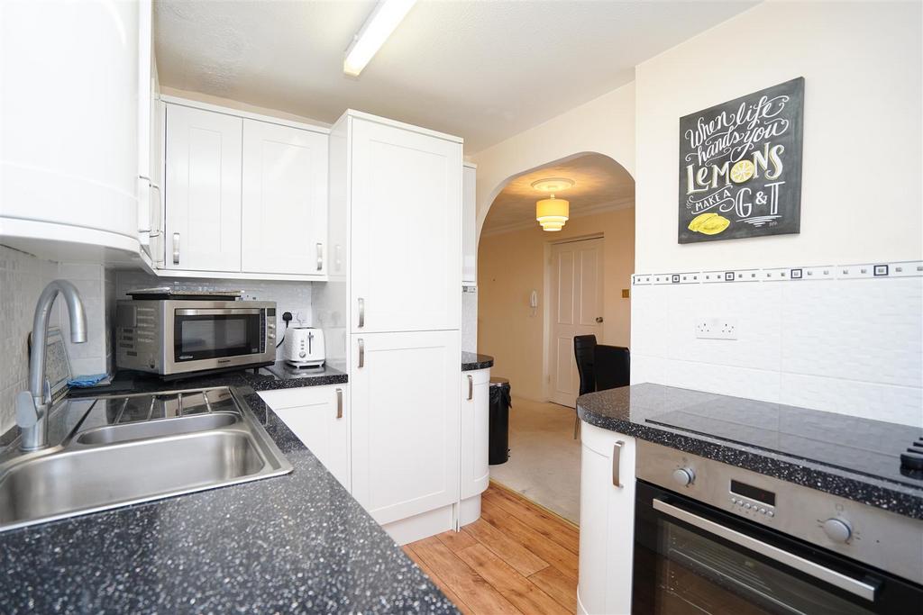 Nelson Road, Westward Ho, Bideford 3 bed apartment for sale £225,000