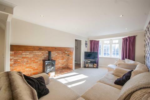 4 bedroom link detached house for sale - Harness Close, Springfield, Chelmsford