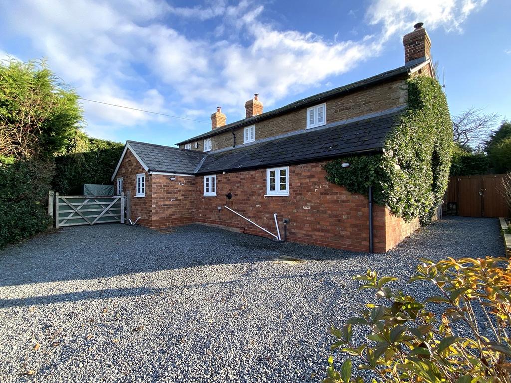 Munderfield, Bromyard, HR7 4 bed detached house for sale £479,995
