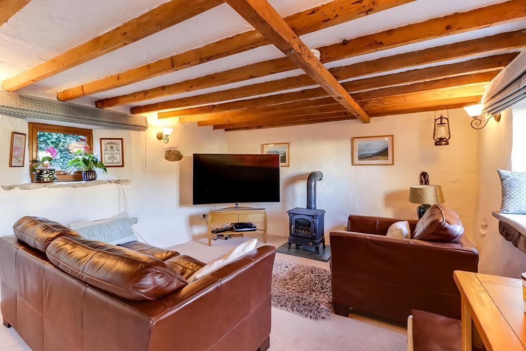 Eaglesfield, Cockermouth CA13 4 bed barn conversion for sale £275,000