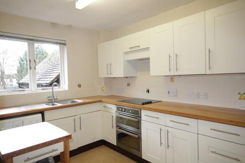 2 bedroom apartment for sale, Swan Court, Newbury, RG14