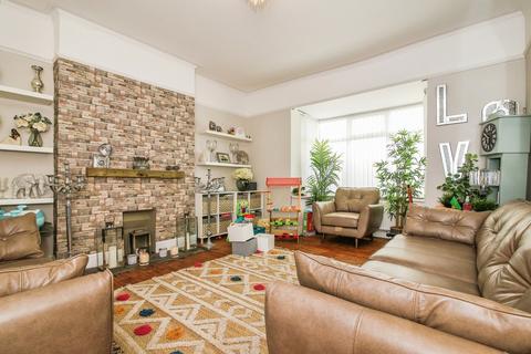 4 bedroom detached bungalow for sale - West Avenue, Westerhope, Newcastle upon Tyne, NE5