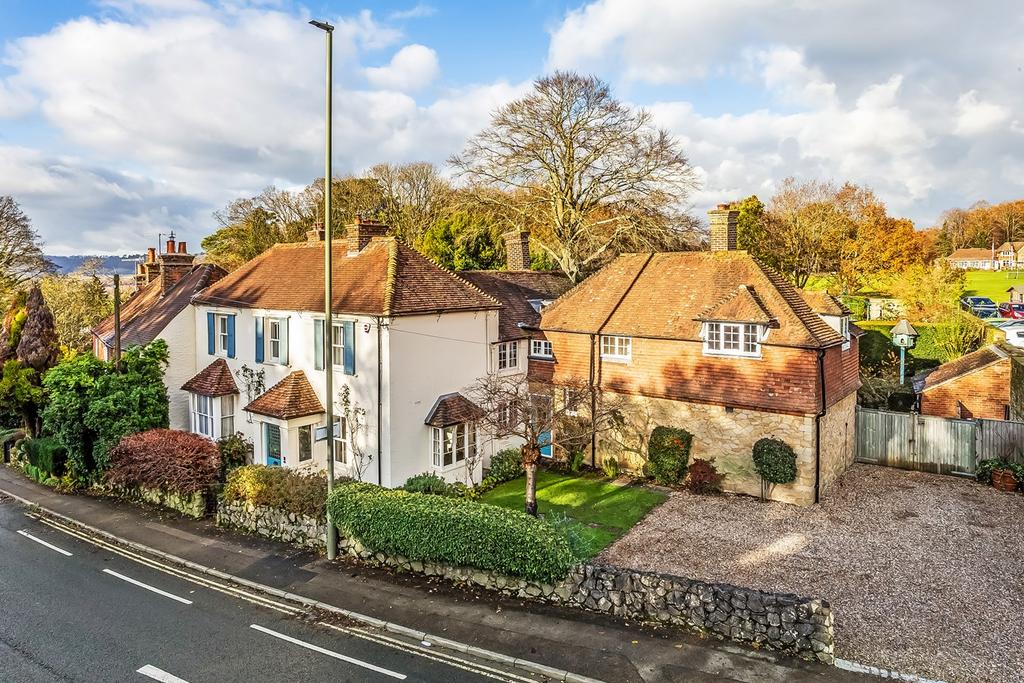 Westerham Road, Oxted, RH8 5 bed terraced house for sale £1,325,000