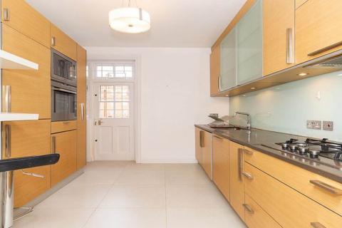 3 bedroom flat to rent, NW1