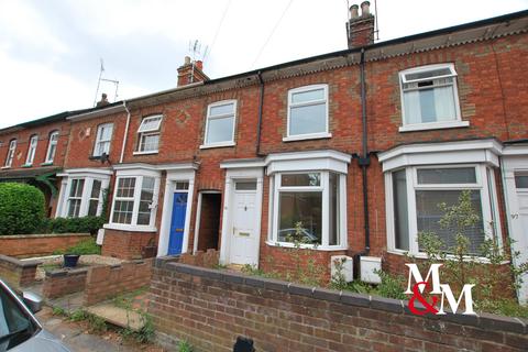 2 bedroom terraced house to rent, HEATH ROAD