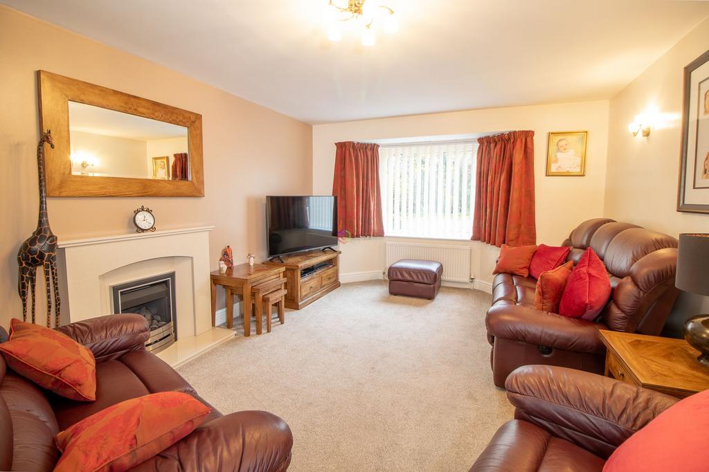 Hague Lane, Renishaw, S21 4 bed detached bungalow for sale £475,000
