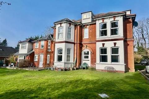 1 bed flat/apartment for rent in Church Lane West, Aldershot