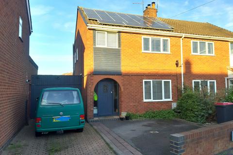 3 bedroom semi-detached house to rent - Royal Meadow Drive, Atherstone, CV9