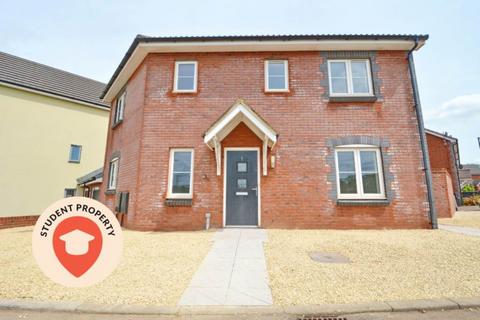 4 bedroom semi-detached house to rent, Harding Road, Bristol