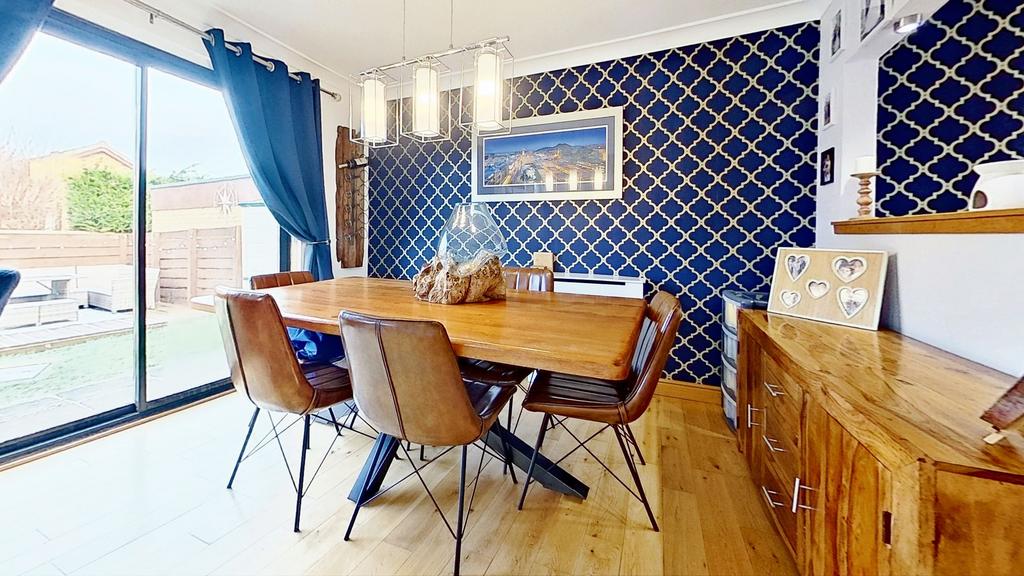 Kirkfield East, Livingston Village, EH54 3 bed detached house for sale