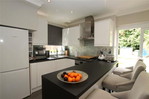 196 Flaxton Road, London, SE18 2LJ