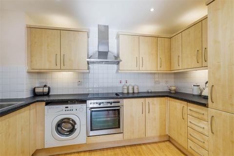 2 bedroom apartment to rent, Branch Road, E14