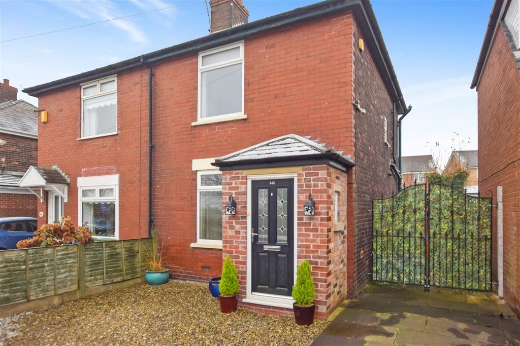 Derby Road, Widnes 2 bed semidetached house for sale £180,000