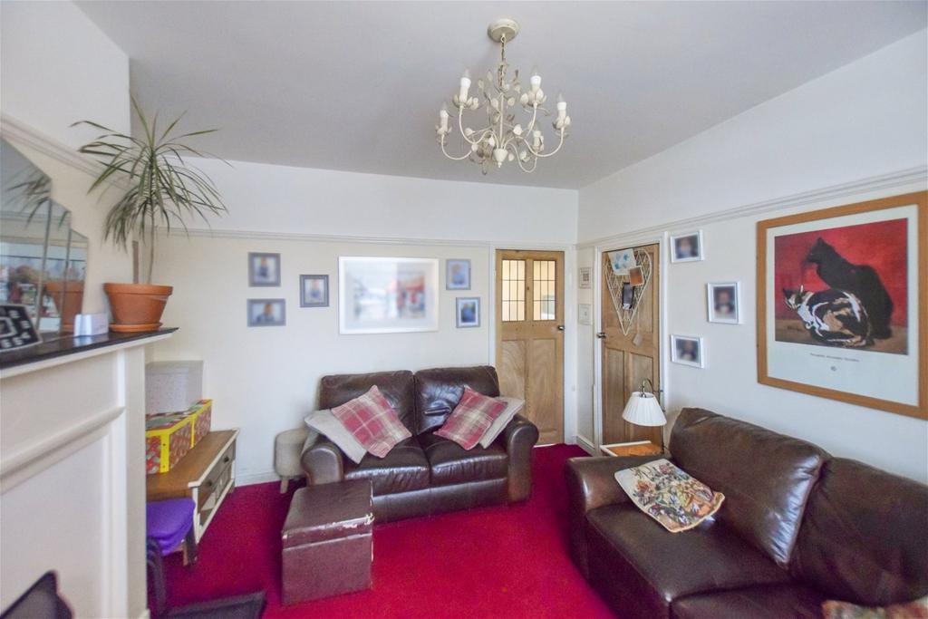 Derby Road, Widnes 2 bed semidetached house for sale £180,000