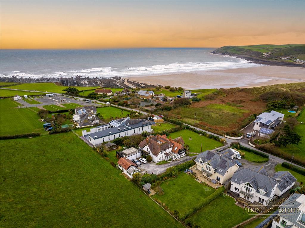 Croyde, Braunton EX33 10 bed detached house for sale £2,000,000
