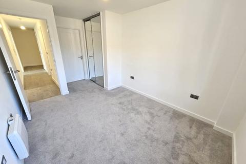 2 bedroom apartment to rent, 2 Bed 2 Bath with Balcony in Baltic Triangle