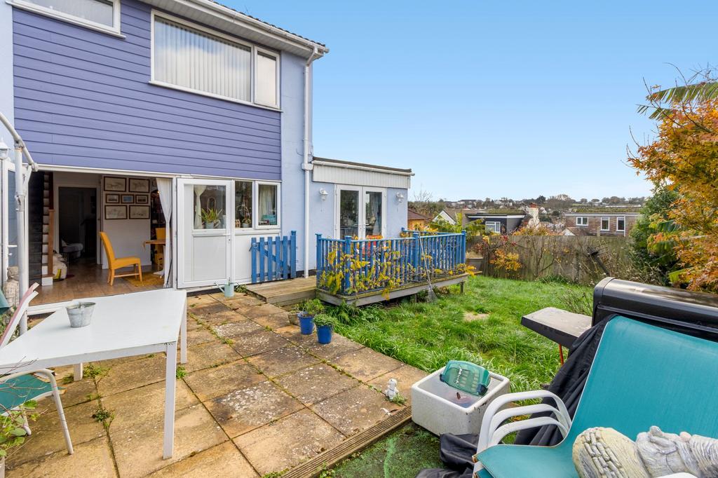 Burton Villa Close, Brixham, TQ5 3 bed end of terrace house for sale £275,000