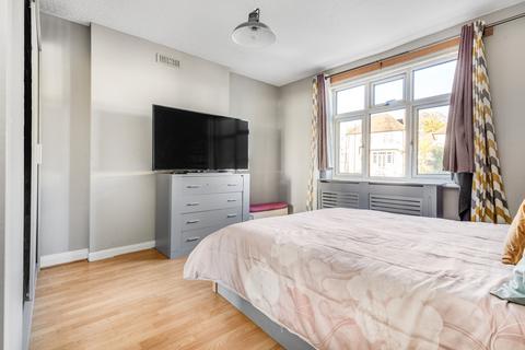 15 Briar Road, London, SW16 4LT