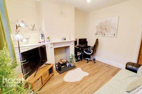 2 bedroom terraced house for sale, Russell Street, Loughborough