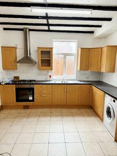 4 bedroom detached house to rent - Walton Street, Long Eaton NG10