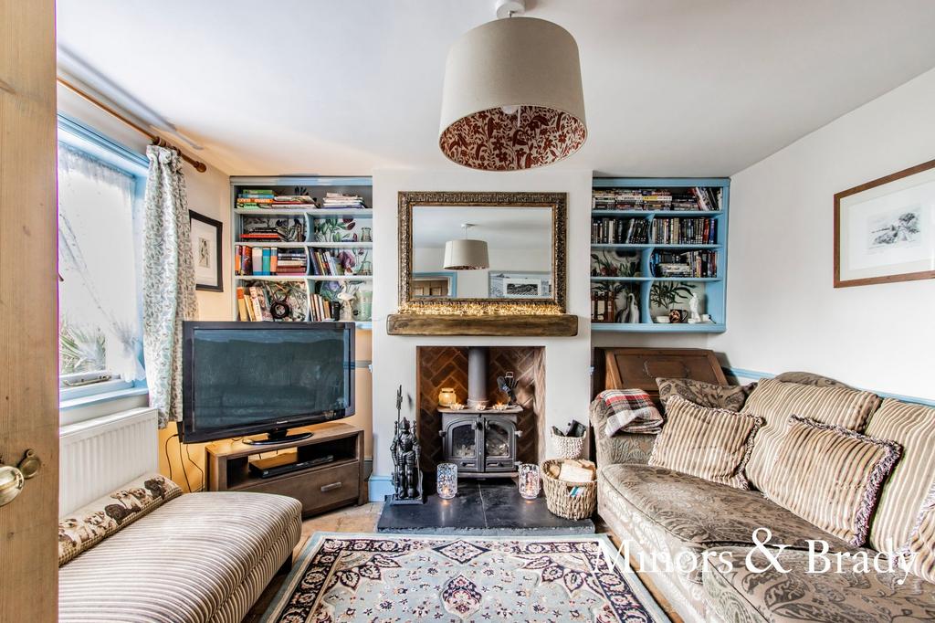 Mill Road, Kirby Cane, NR35 3 bed detached house for sale £375,000
