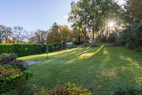 4 bedroom detached house for sale, Valley Way, Gerrards Cross, Buckinghamshire