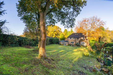 4 bedroom detached house for sale, Valley Way, Gerrards Cross, Buckinghamshire