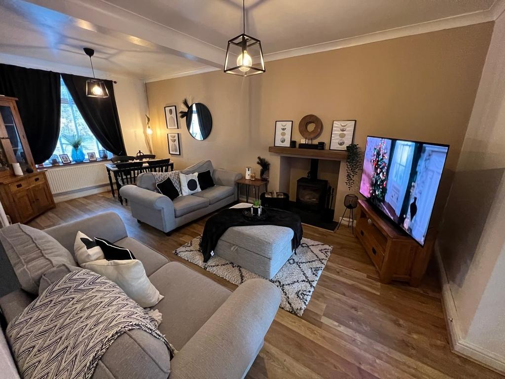 Edmondstown Road Tonypandy Tonypandy 4 bed terraced house for sale