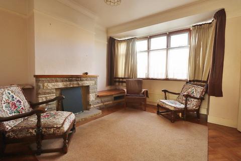 2 bedroom terraced house for sale, Linley Crescent, Romford, RM7