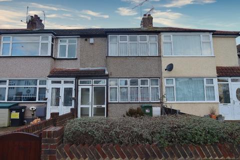 2 bedroom terraced house for sale, Linley Crescent, Romford, RM7
