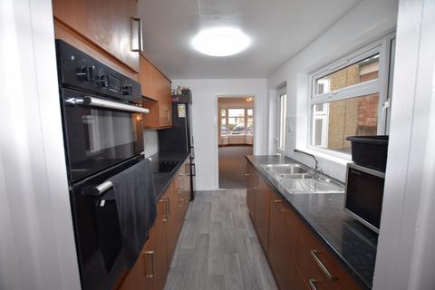 2 bedroom terraced house to rent, High Street, London Colney, St Albans, AL2