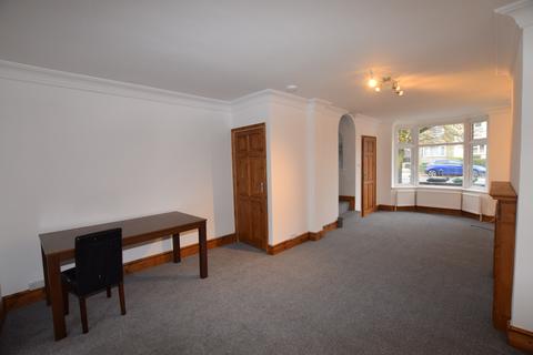 2 bedroom terraced house to rent, High Street, London Colney, St Albans, AL2