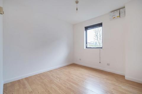 1 bedroom ground floor flat for sale - Meon Close, Petersfield, GU32