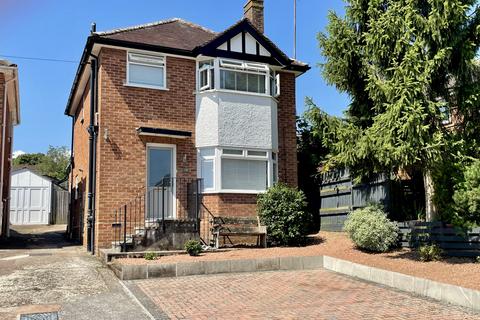 3 bedroom detached house for sale, Southport Avenue, St.Thomas, EX4