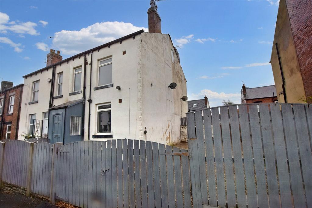 Cobden Avenue, Leeds, West Yorkshire 2 bed end of terrace house for