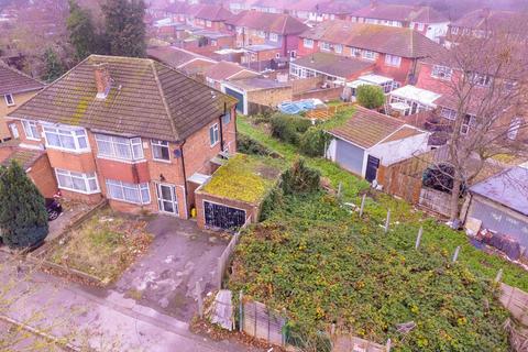 179 Berwick Avenue, Hayes, UB4 0NJ