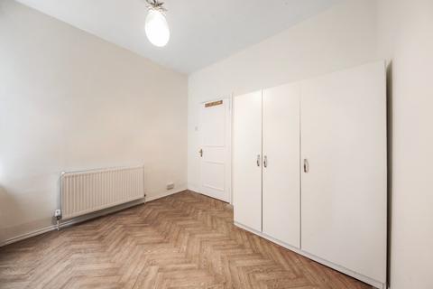 1 bedroom apartment to rent, Kingwood Road, SW6