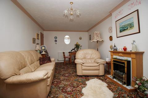 3 bedroom detached bungalow for sale, Redcliff Close, Osgodby YO11