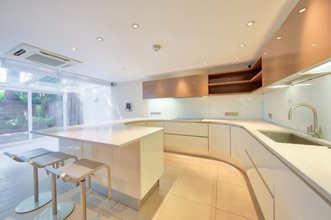 5 bedroom terraced house to rent - Woodsford Square, London , W14