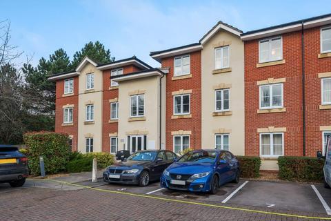 2 bedroom flat for sale, Newbury,  Berkshire,  RG14