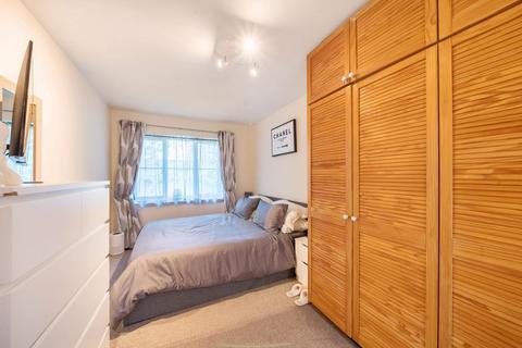 2 bedroom flat for sale, Newbury,  Berkshire,  RG14