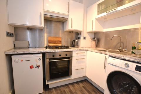 2 bedroom flat to rent - Starbank Road, Newhaven, Edinburgh, EH5