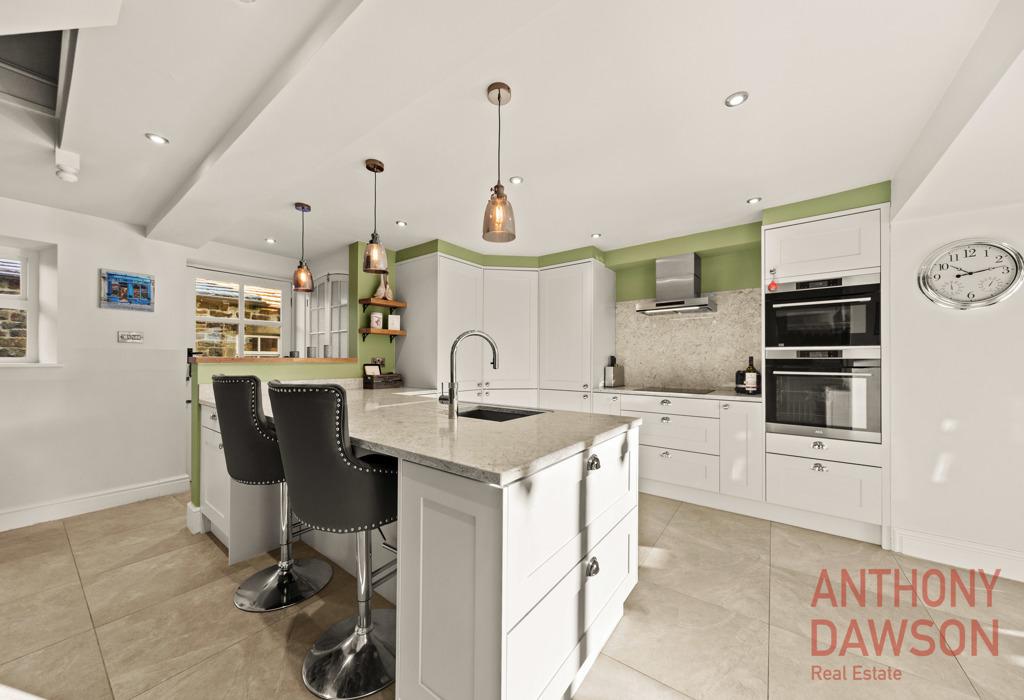 Red Lane, Colne, Lancashire 3 bed detached house for sale £425,000