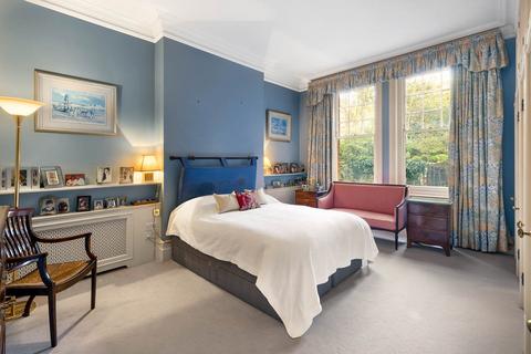 4 bedroom flat for sale, Campden House Court, 42 Gloucester Walk, London